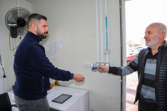 konyadaki-atik-kumbarasina-yogun-ilgi