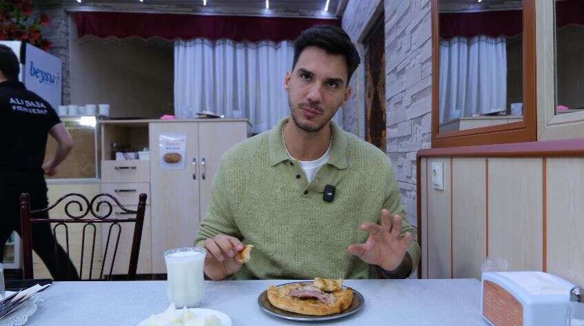 unlu-youtuber-konya-mutfagina-hayran-kaldi