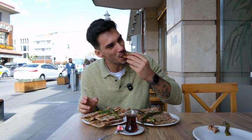 unlu-youtuber-konya-mutfagina-hayran-kaldi