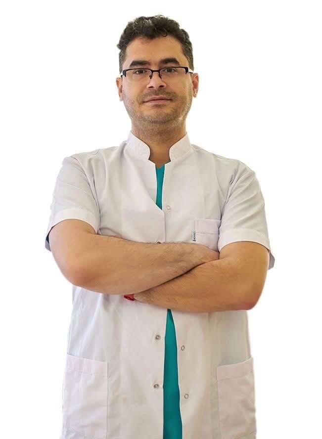 konya-yolunda-otomobille-kamyon-carpisti-doktor-zulfu-aksit-hayatini-kaybetti