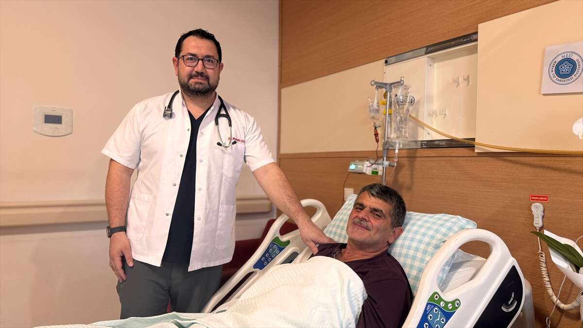 konyada-anjiyo-teknisyeni-hastaya-hazirlik-yapiyordu-masaya-kendisi-yatti