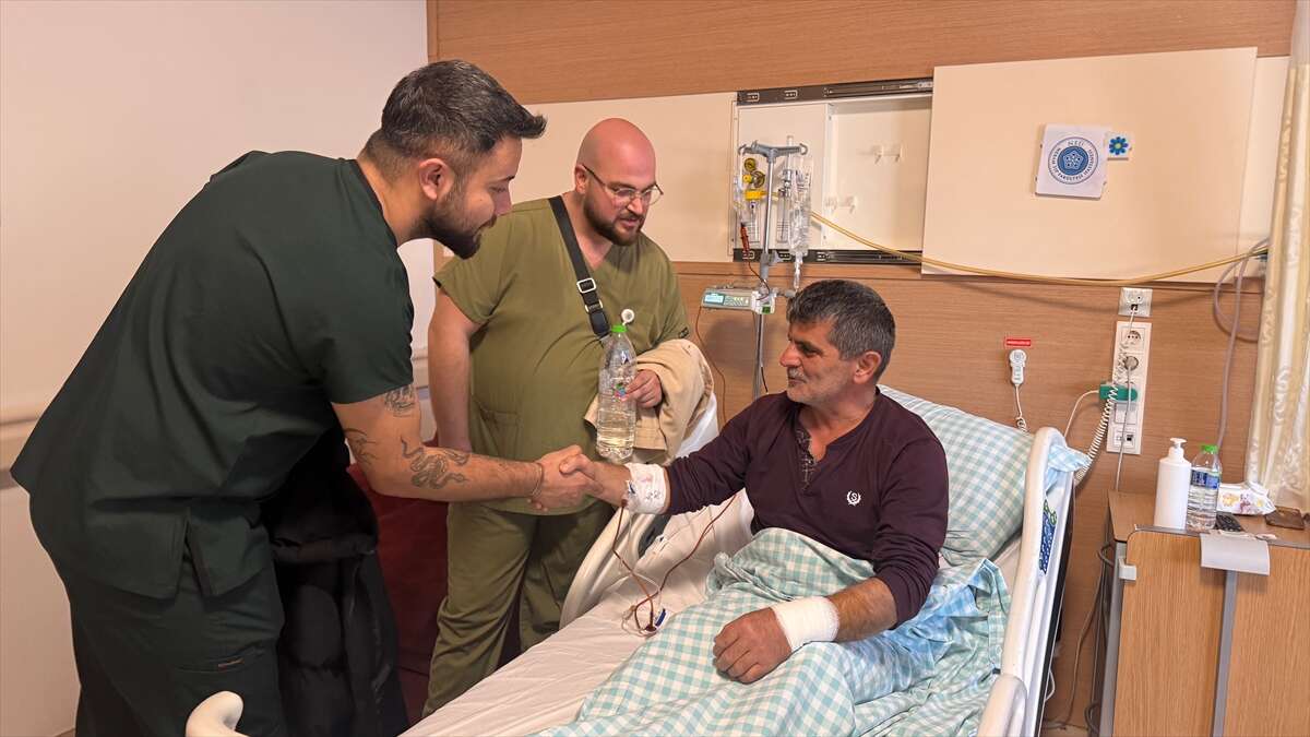 konyada-anjiyo-teknisyeni-hastaya-hazirlik-yapiyordu-masaya-kendisi-yatti