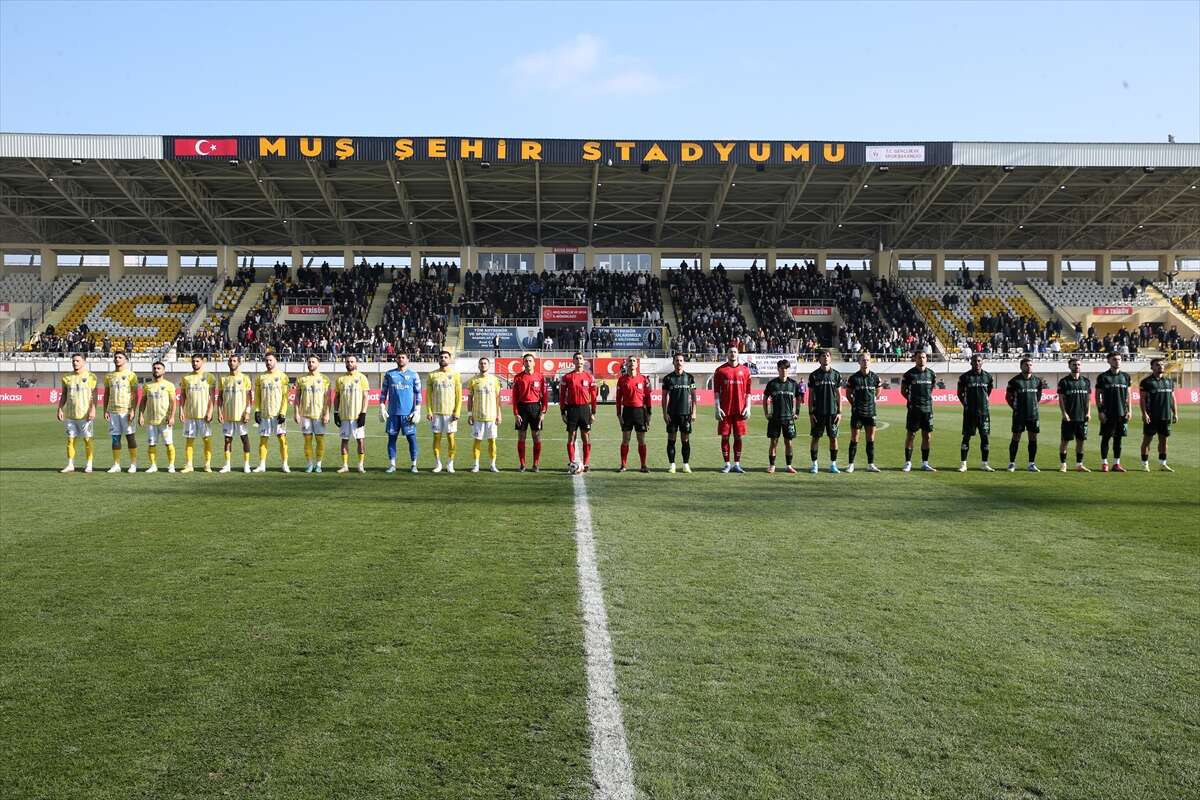 konyaspor-macinda-inanilmaz-pozisyon-tribunleri-dondu-kaldi