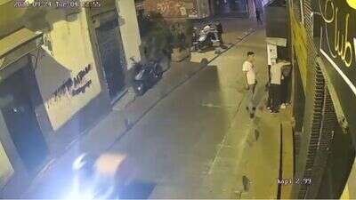 sokakta-yuruyen-genc-kizi-taciz-eden-2-kisi-serbest-birakildi