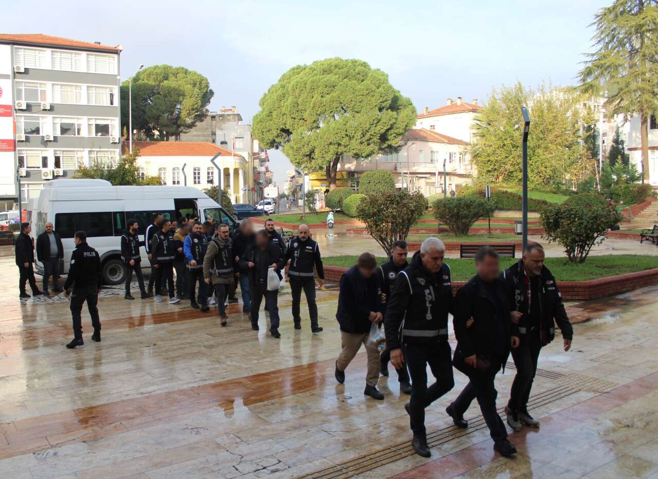 yuzlerce-emeklilik-iptal-edildi-odenen-maaslar-da-geri-istenecek