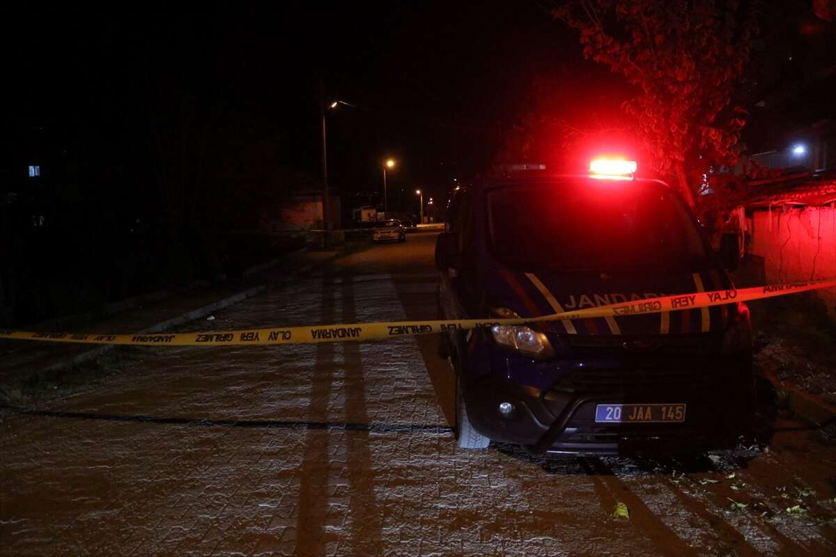 15-yasindaki-cocugun-elindeki-tufek-ates-aldi-kiz-arkadasi-oldu