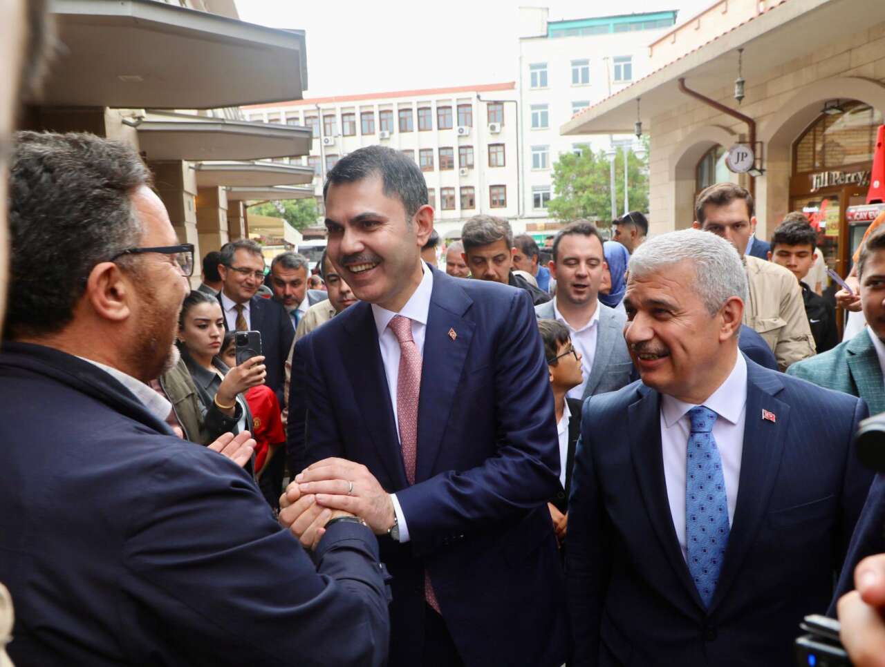 bekleneni-selcuk-universitesi-yapti-konyanin-gururuna-akademik-onur-murat-kuruma-fahri-doktora