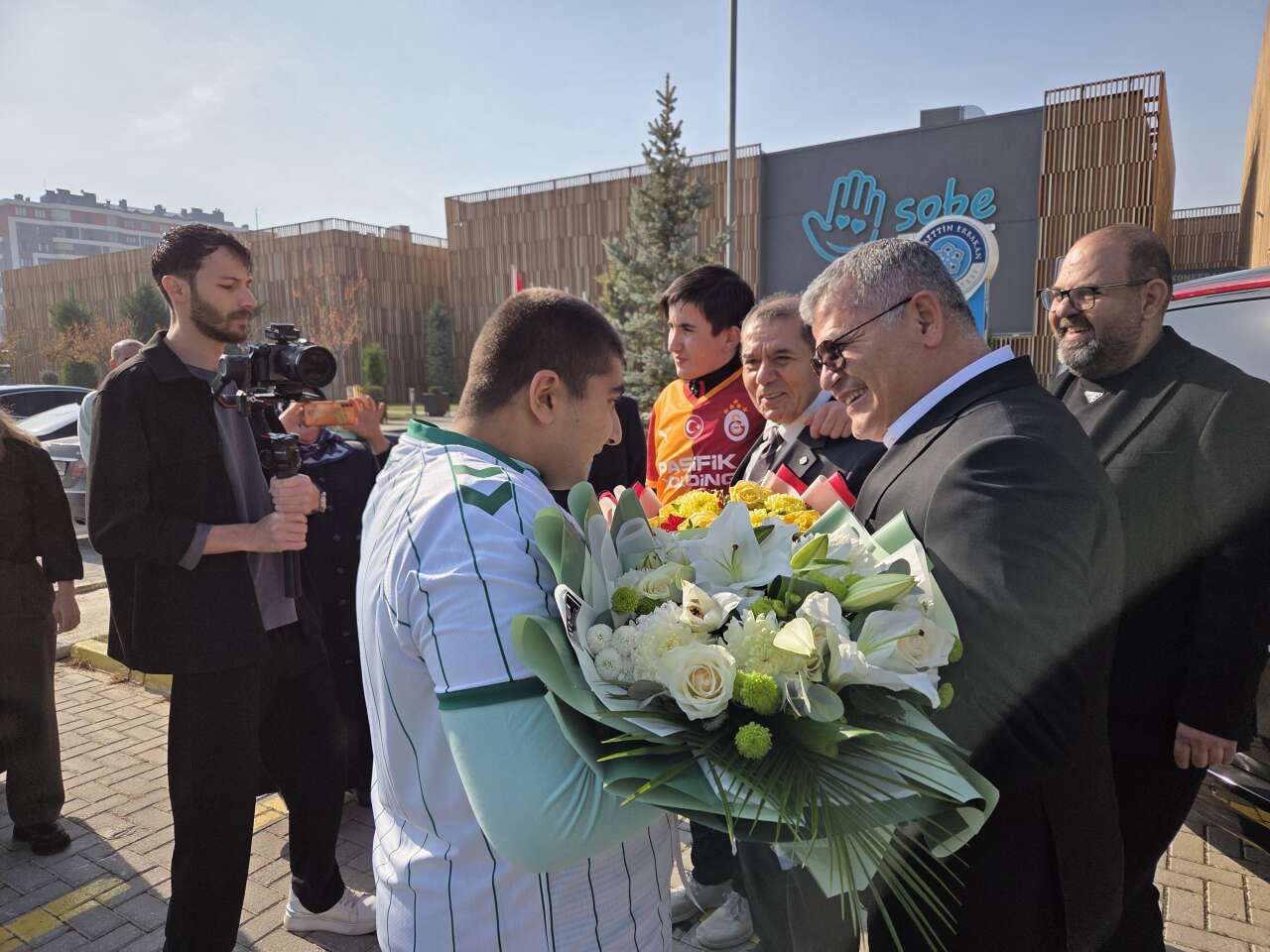 konyaspor-ve-galatasaraydan-konyada-anlamli-bulusma