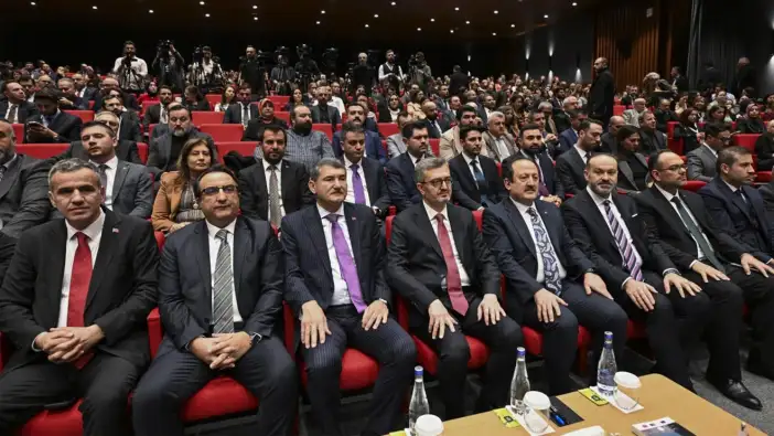 konya-uluslararasi-panele-ev-sahipligi-yapti