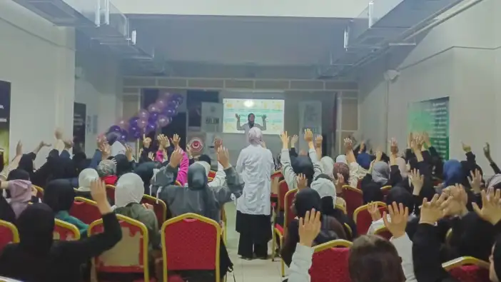 konyadaki-gencler-bilim-kafede-hijyen-icin-bulustu