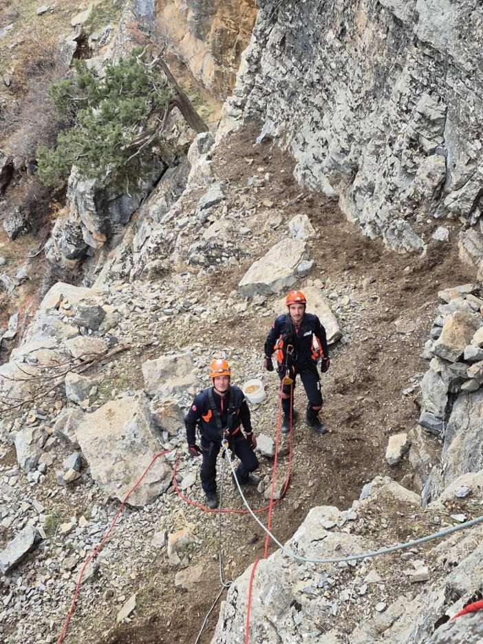 konyada-ekipler-mahsur-kalan-8-keci-icin-seferber-oldu