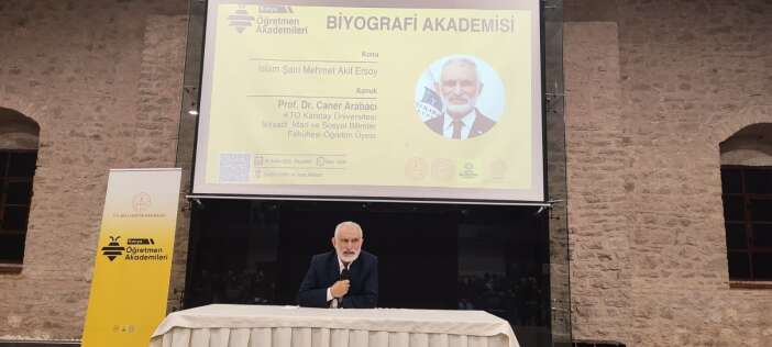 konyada-ogrencilerin-yani-sira-ogretmenler-de-egitim-aliyor