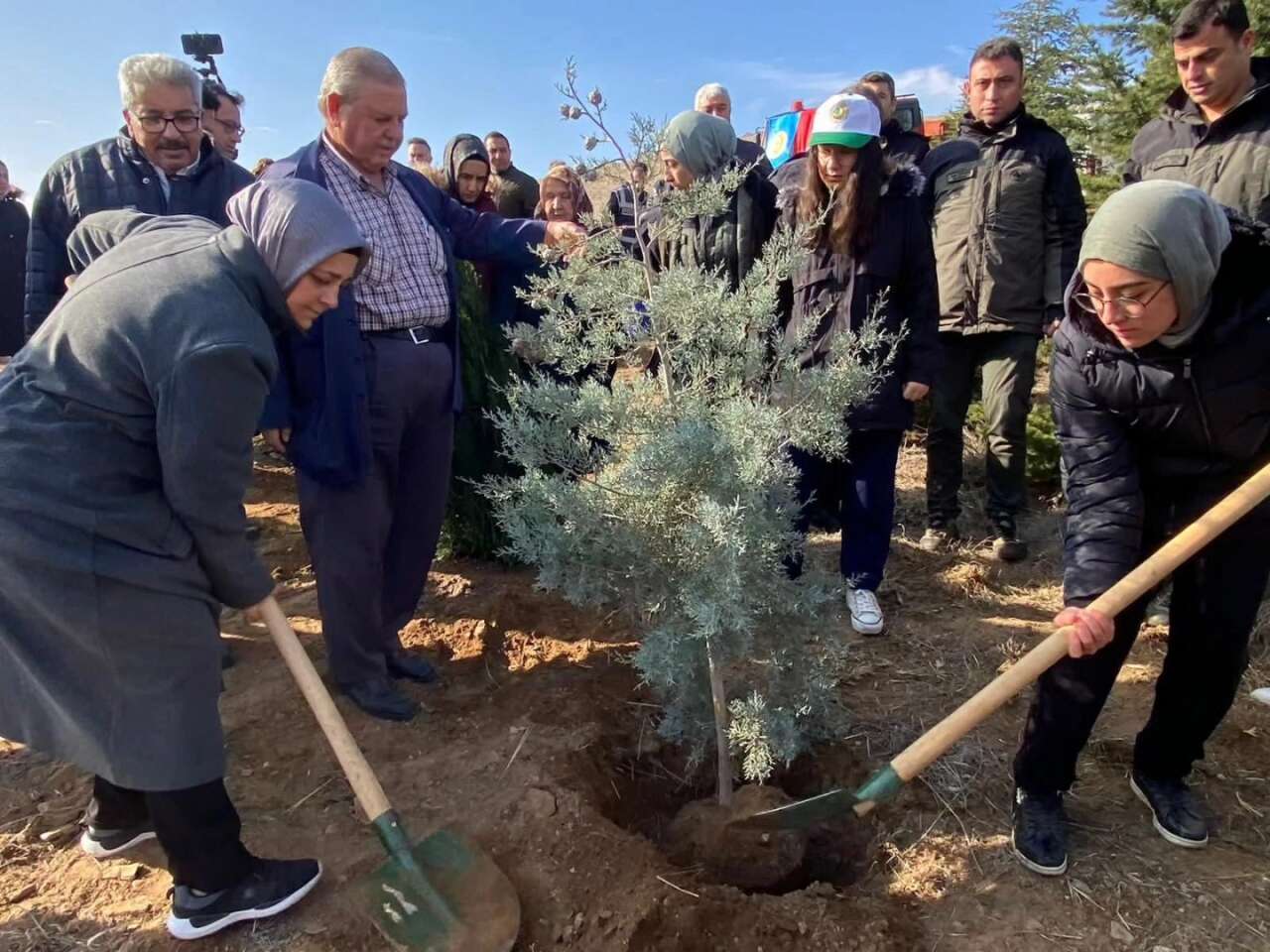 konyada-sehidimiz-icin-yeseren-vefa-hatira-ormani-kuruldu