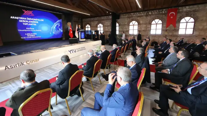 selcuk-universitesi-basariya-kosuyor