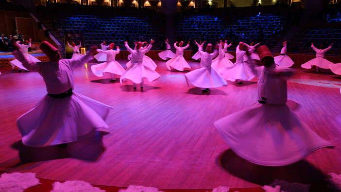 500-bin-kisi-huzur-bulmak-icin-konyaya-geliyor