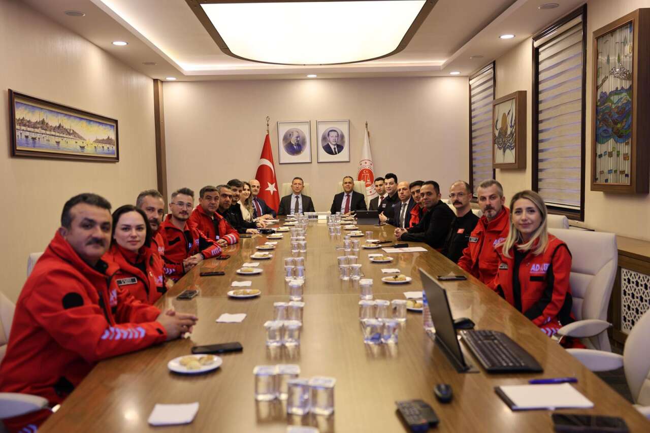 adalet-bakanligi-ad-kur-ekipleri-afad-tarafindan-akredite-edildi