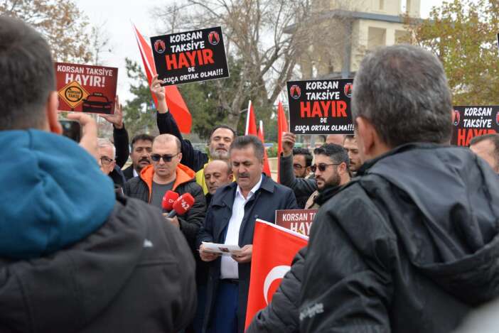 konyadaki-marti-tag-reklamlari-taksicileri-kizdirdi