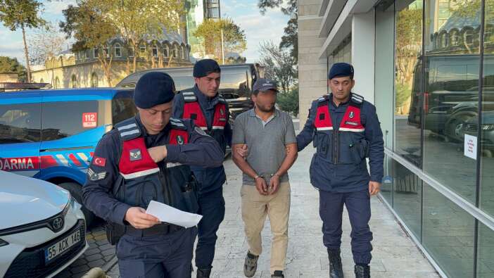 agac-keserken-komsusunu-oldurdu