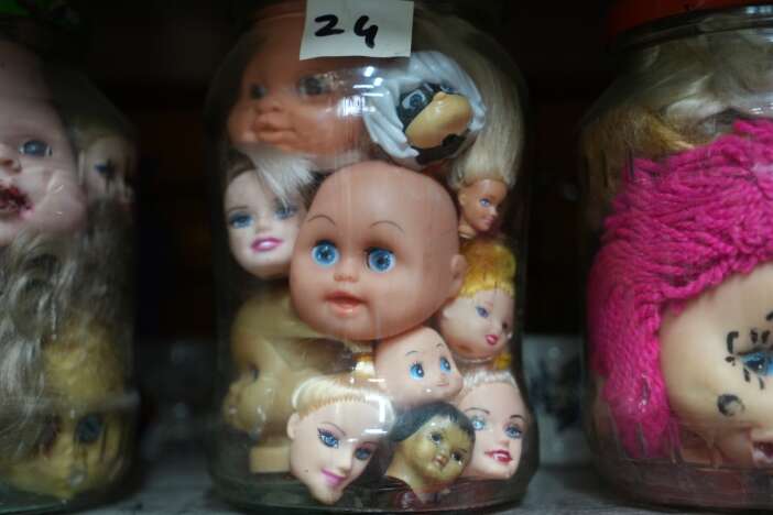 boyle-koleksiyon-gorulmedi-kavanozlara-doldurulmus-binlerce-kafa-var