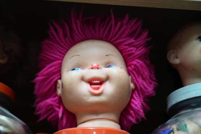 boyle-koleksiyon-gorulmedi-kavanozlara-doldurulmus-binlerce-kafa-var