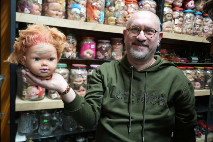 boyle-koleksiyon-gorulmedi-kavanozlara-doldurulmus-binlerce-kafa-var