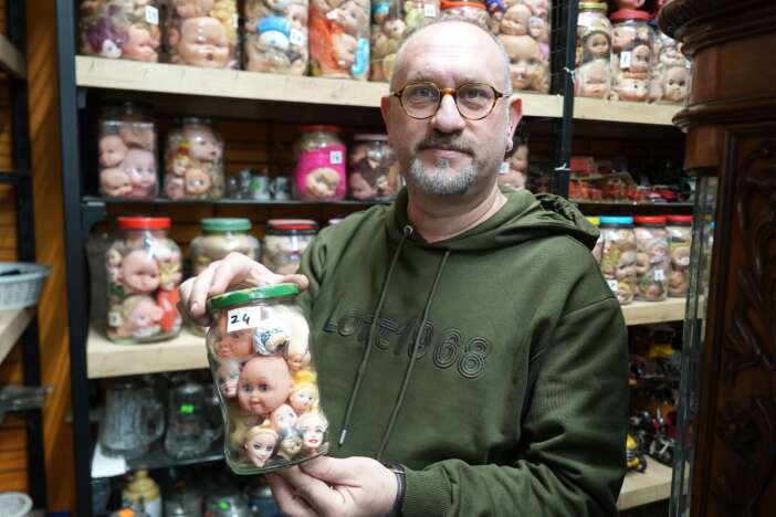 boyle-koleksiyon-gorulmedi-kavanozlara-doldurulmus-binlerce-kafa-var