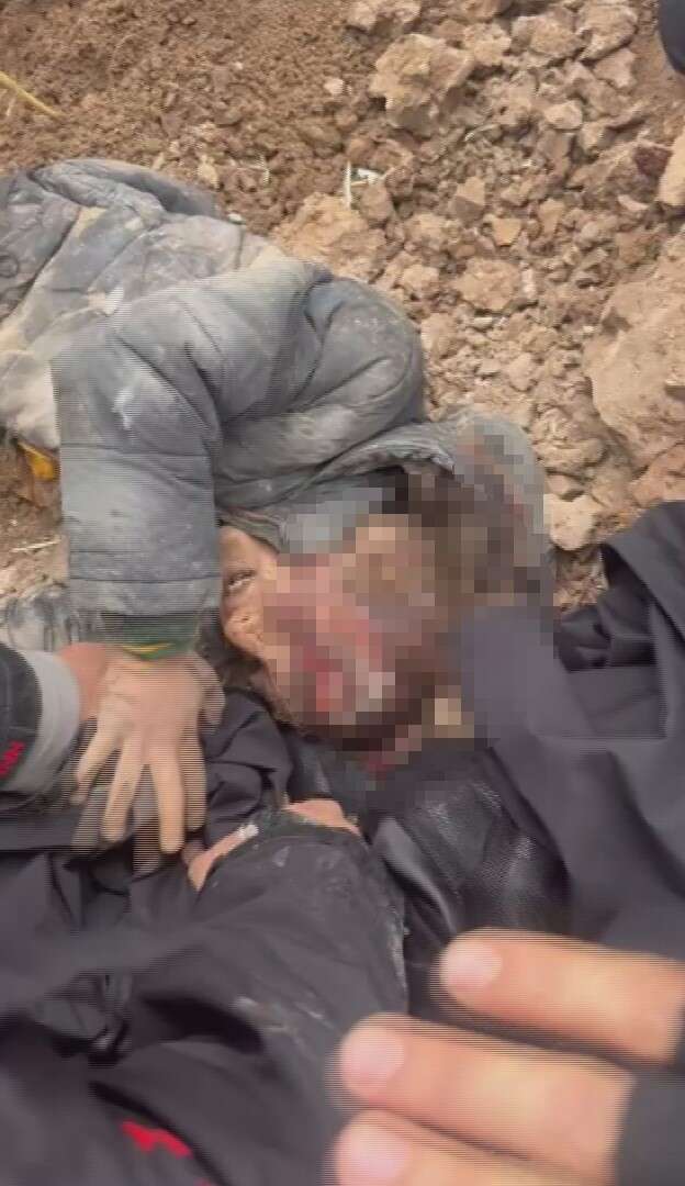 dayisi-10-yasindaki-cocuga-dehseti-yasatti-kayalarin-altina-gomdudayisi-10-yasindaki-cocuga-dehseti-yasatti-kayalarin-altina-gomdu