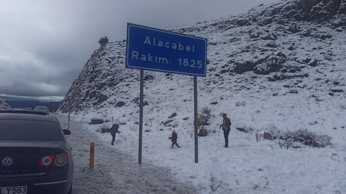 kar-yagdigini-duyanlar-konyaya-akin-etti