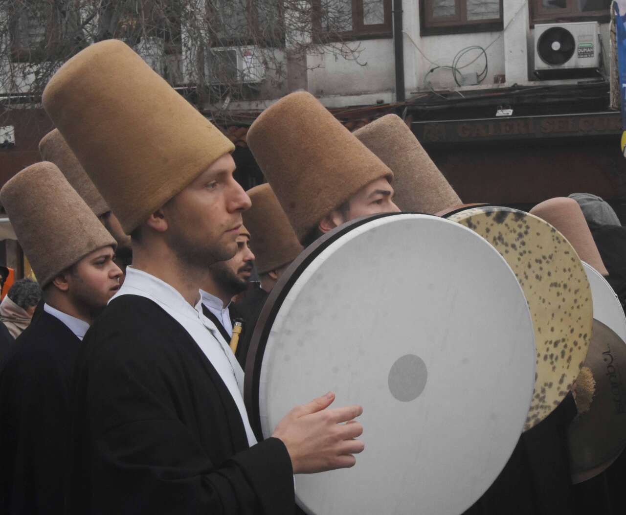 konyada-huzur-vakti-yuruyusle-basladi