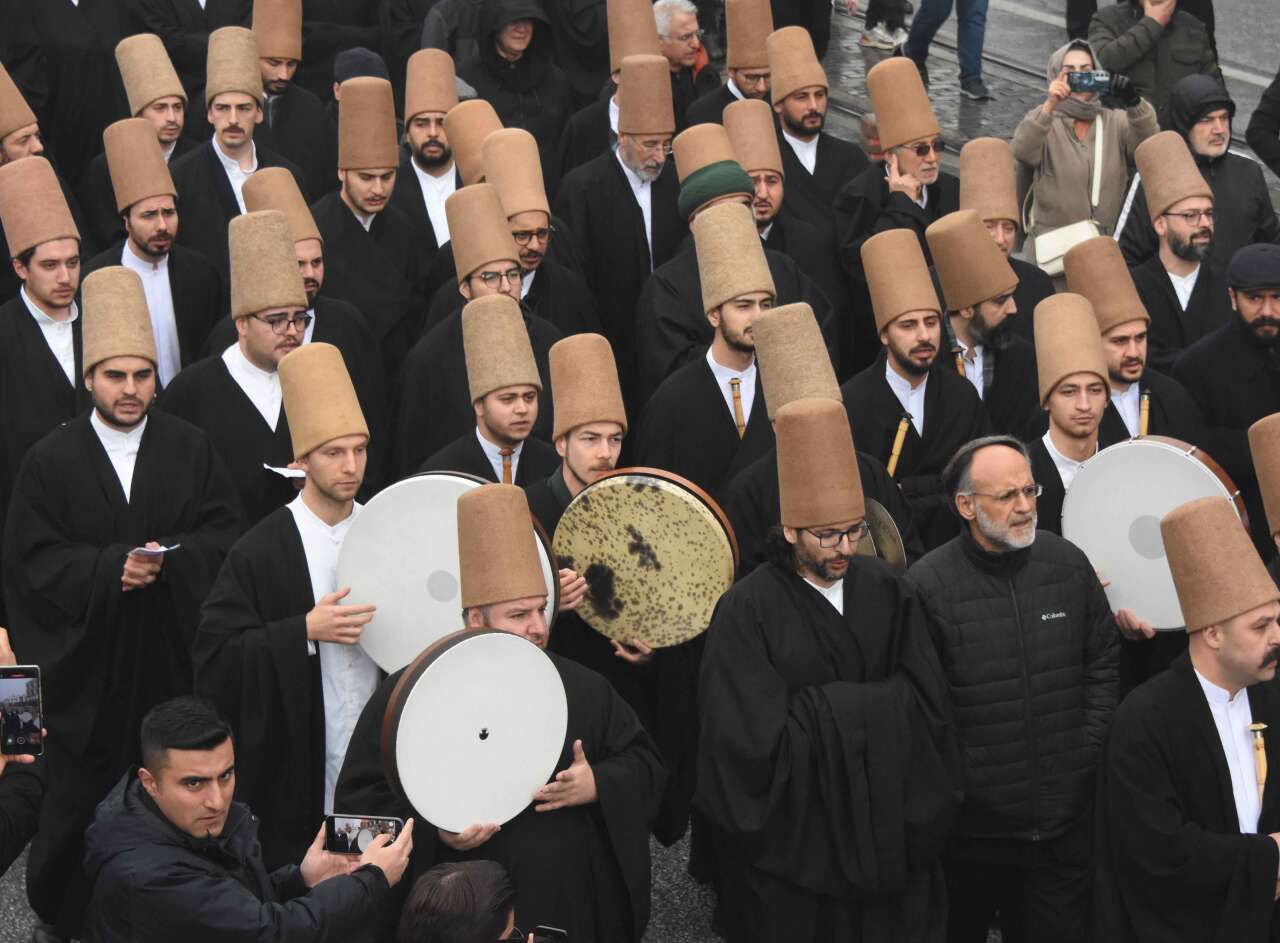 konyada-huzur-vakti-yuruyusle-basladi