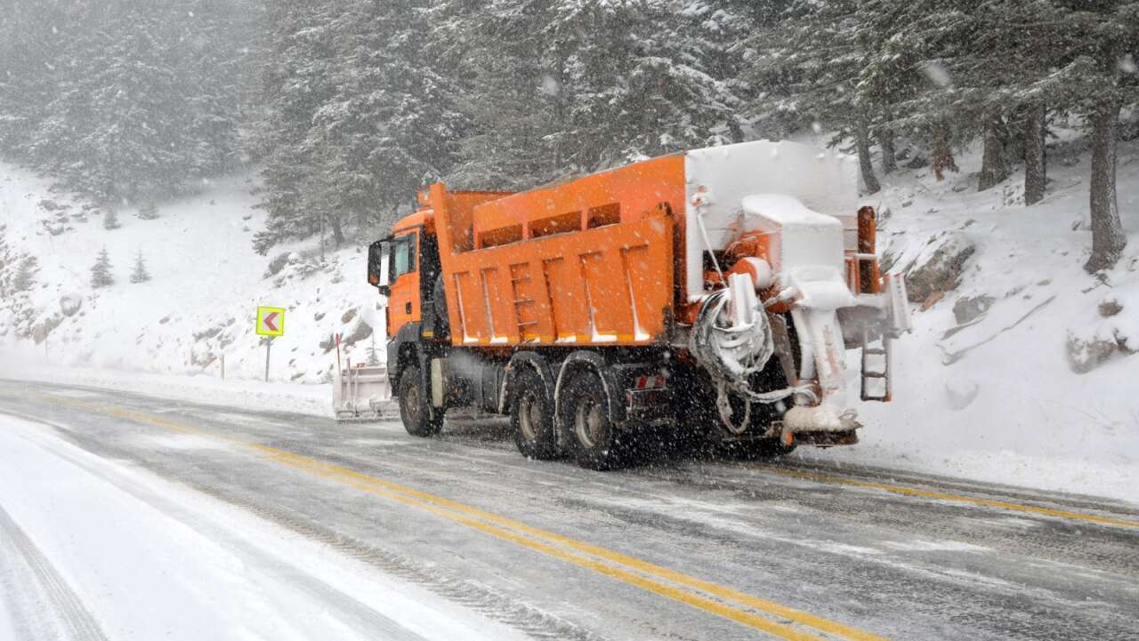 konyadan-yola-cikacaklar-dikkat-meshur-yolda-kar-yagiyor