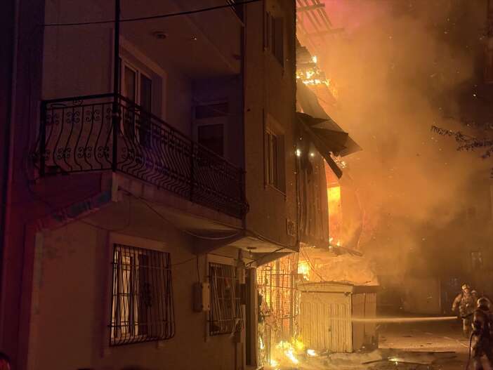 sehit-polisin-babaevinde-yangin-kundaklama-suphesi-var