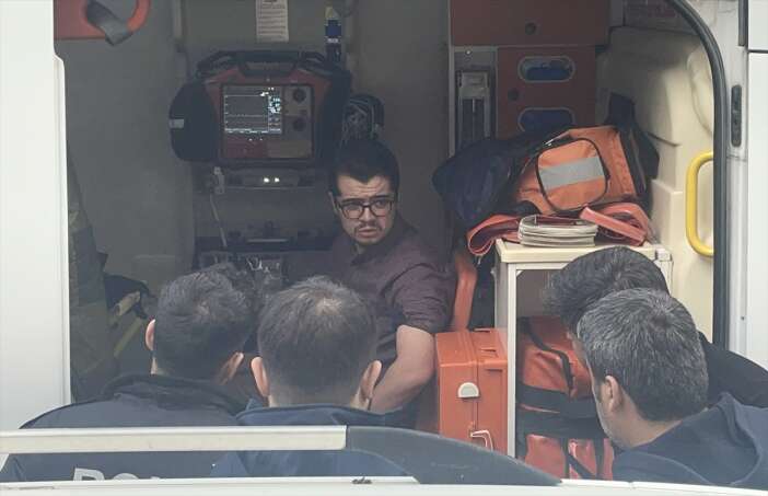 5-kisi-zehirlenme-suphesiyle-hastaneye-kaldirildi-1nin-durumu-kritik