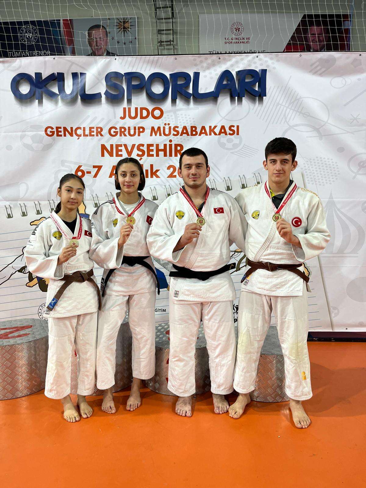 konya-buyuksehirden-uc-bransta-zafer-haftasi