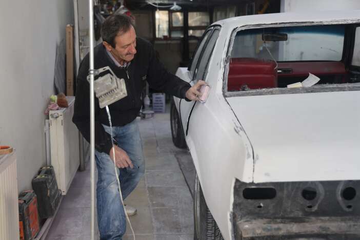 konyadaki-bu-seralarda-sebze-degil-araba-yetistiriliyor