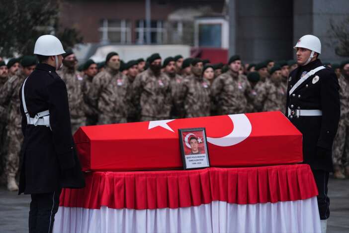 uyusturucu-operasyonunda-sehit-olan-polisimize-aci-veda