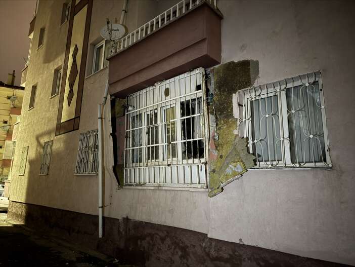 binada-dogalgaz-patladi-nigde