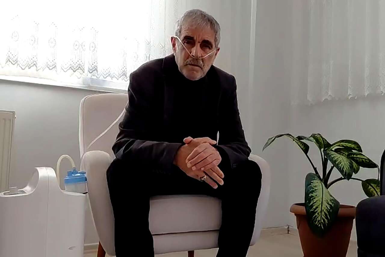 engelli-hastasina-hakaret-edip-kalem-firlatan-doktorun-cezasi-belli-oldu