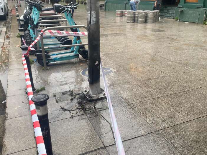 faciaya-ramak-kaldi-yilbasi-suslemeleri-alev-aldi