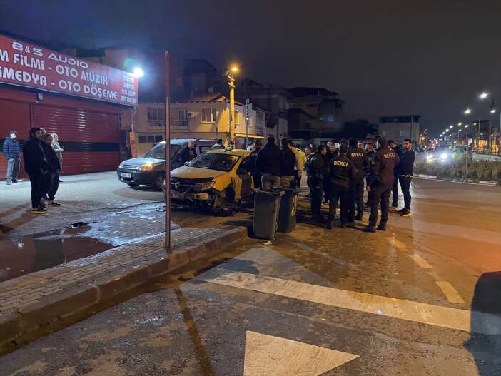 kacirdigi-taksiyle-kaza-yapip-kacti-polisi-yarim-saat-pesinden-kosturdu-bursa