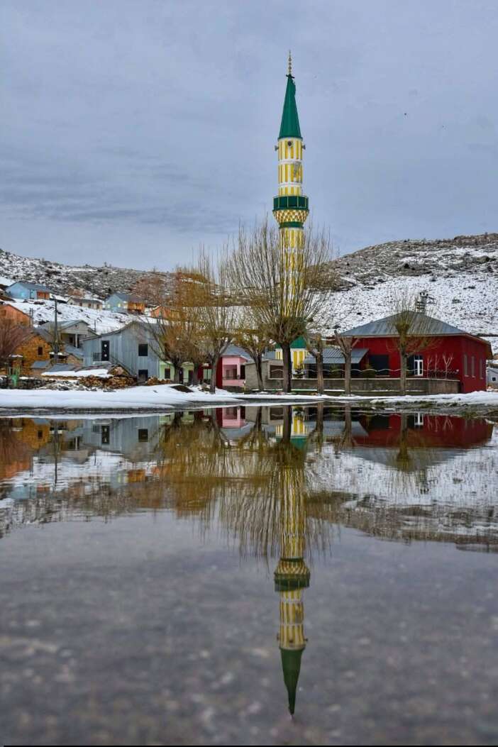 konya-bozkira-bagli-hisarlik-yaylasi-kar-yagisi