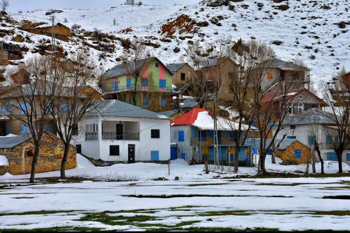 konya-bozkira-bagli-hisarlik-yaylasi-kar-yagisi