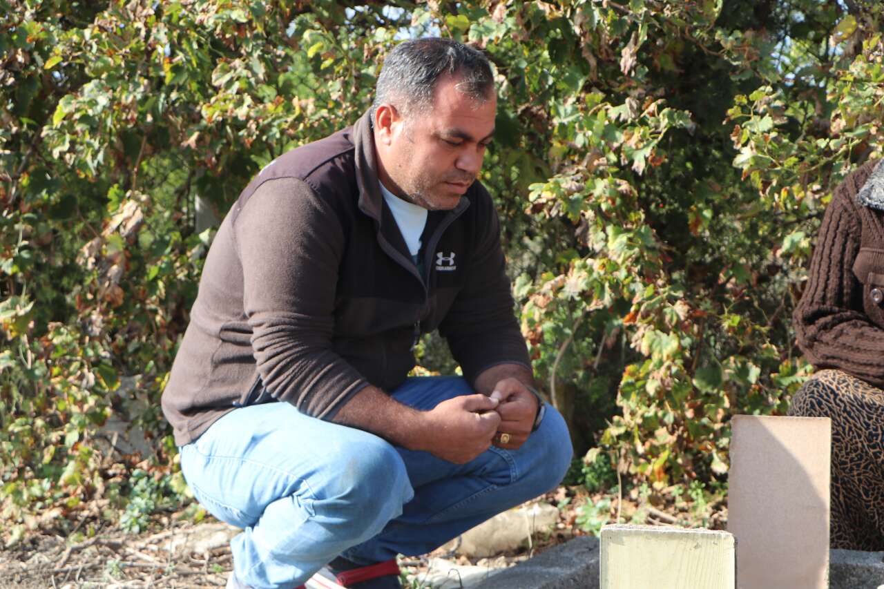 oldu-denilen-bebek-mezara-giderken-agladi-aile-iki-kez-aci-yasadi