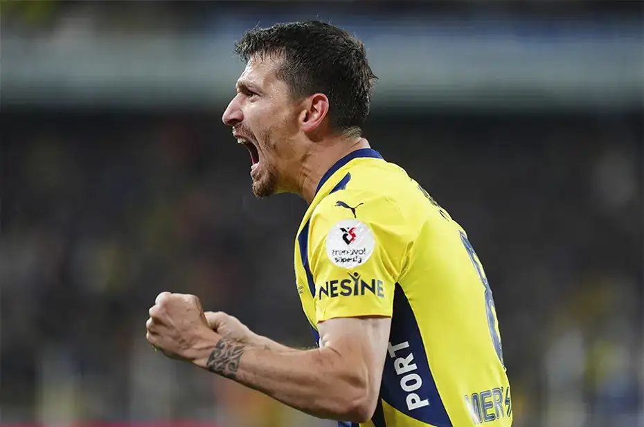 fenerbahceli-mert-hakanin-kuponlari-ve-whatsapp-konusmalari-ortaya-cikti