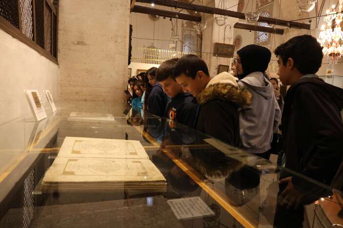 konya-buyuksehir-45-bin-ogrenciyi-yola-cikardi