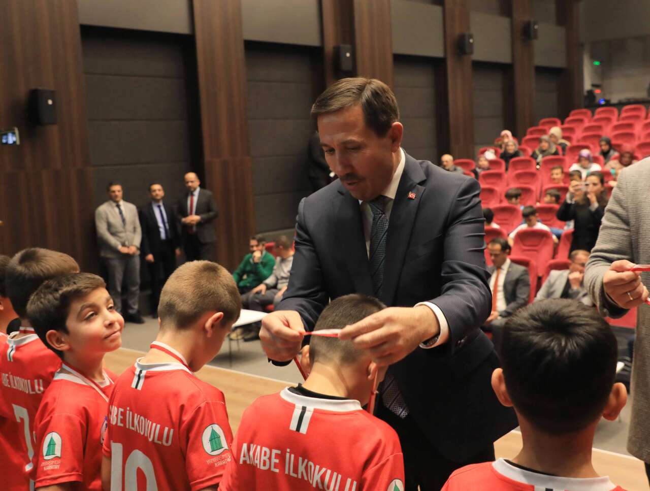 konyada-ilkokullar-arasi-futbol-turnuvasi-buyuk-ilgi-gordu