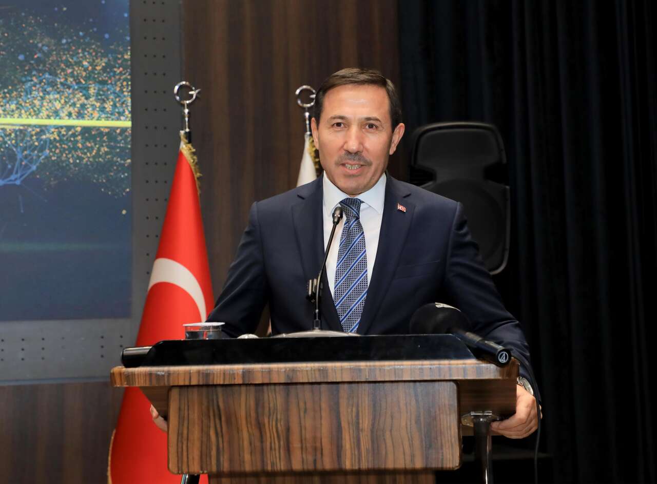 konyada-ilkokullar-arasi-futbol-turnuvasi-buyuk-ilgi-gordu