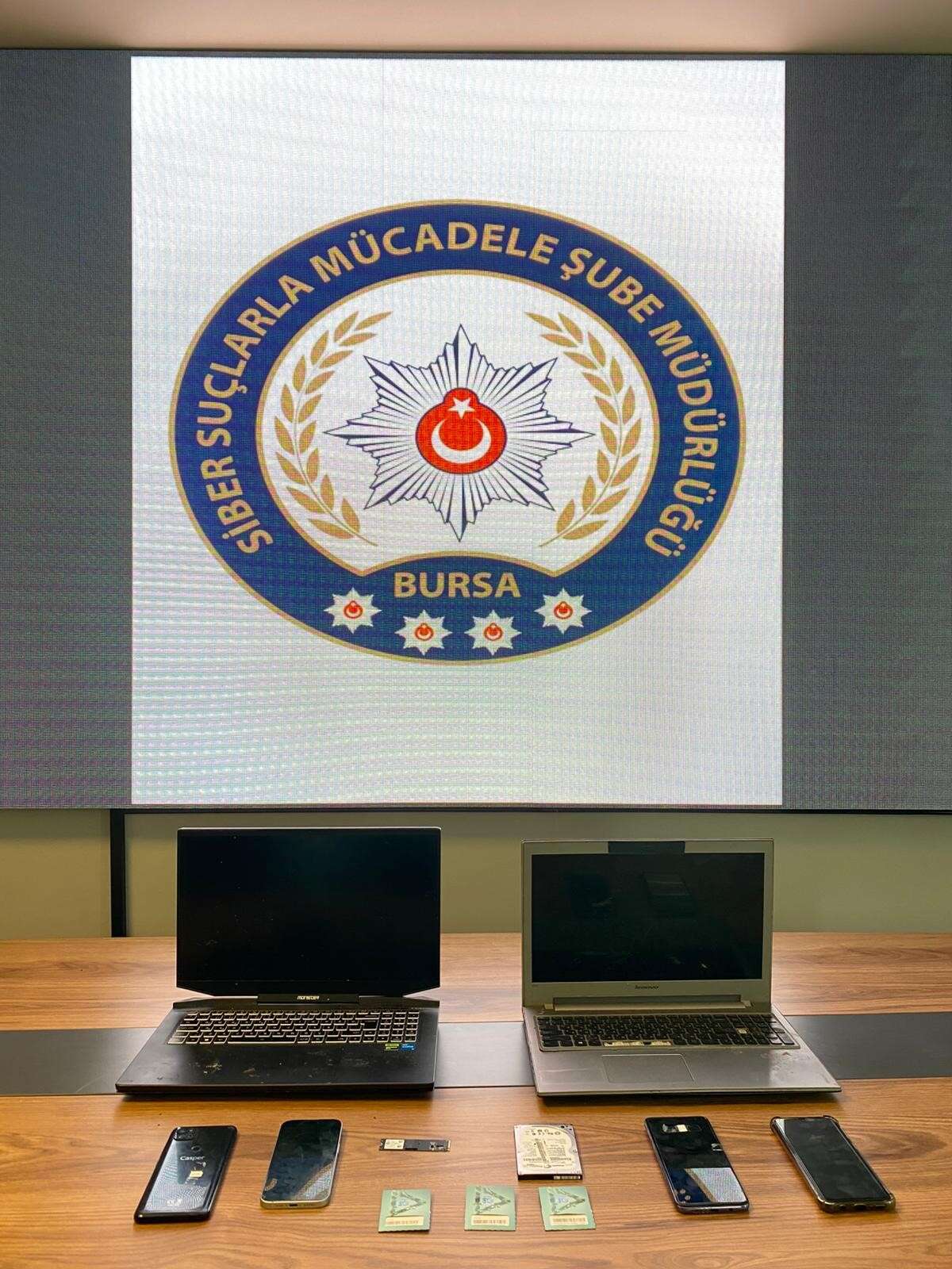 20-yasindaki-hukuk-ogrencisinden-inanilmaz-toki-vurgunu-53-kisiyi-dolandirdi