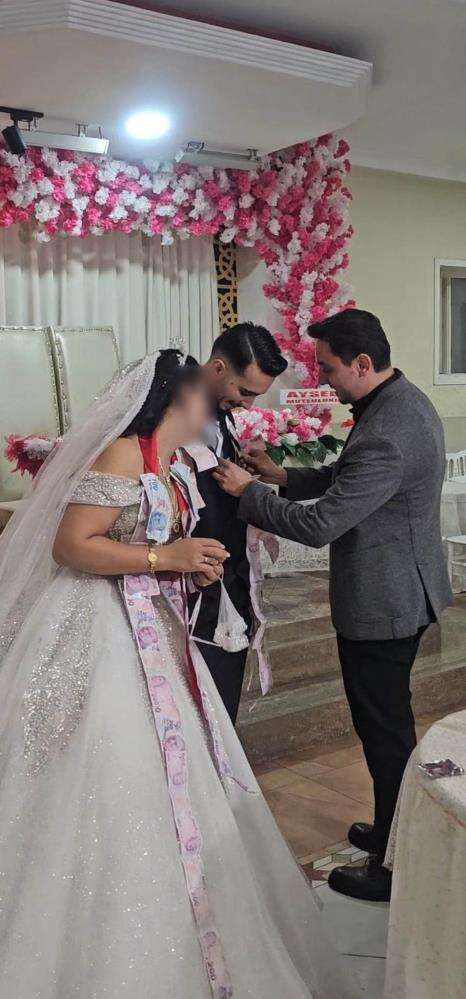 dugun-bitti-gelin-kacti-iddiasi-altinlar-da-sahteydi