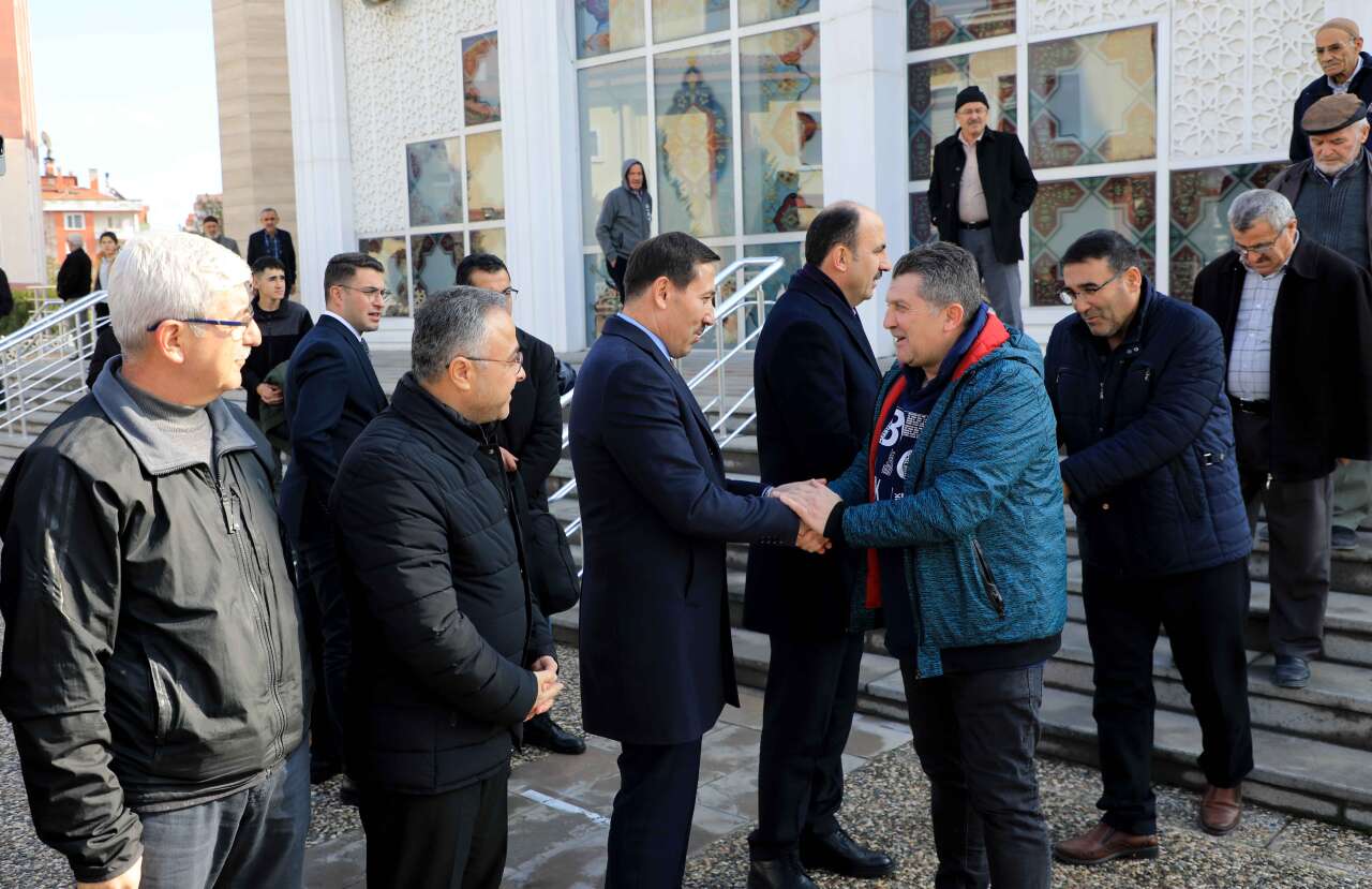 konyada-cuma-bulusmasi-baskan-altay-ve-kilca-vatandasla-bir-araya-geldi